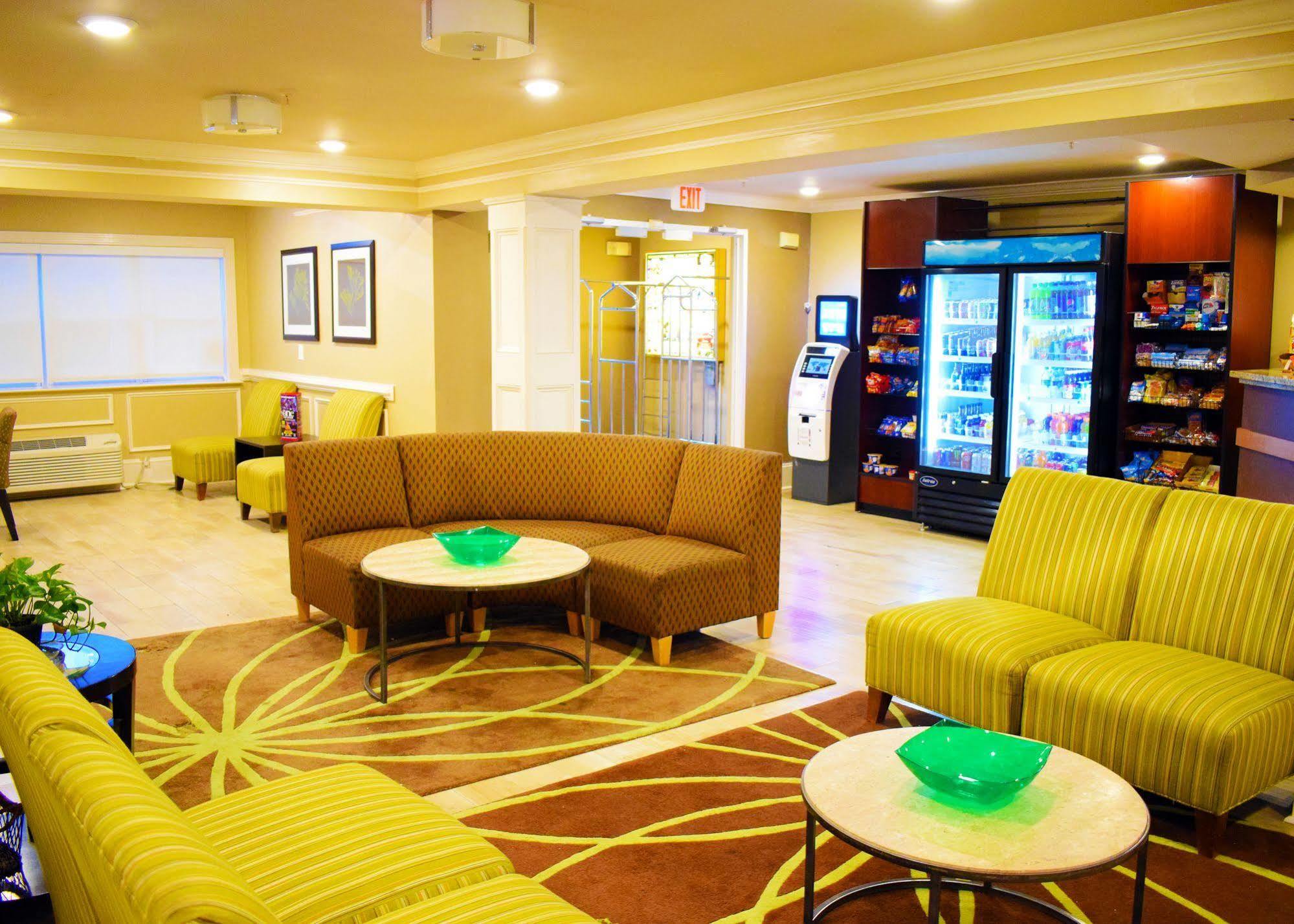 Quality Inn & Suites Myrtle Beach Near Outlets Bagian luar foto