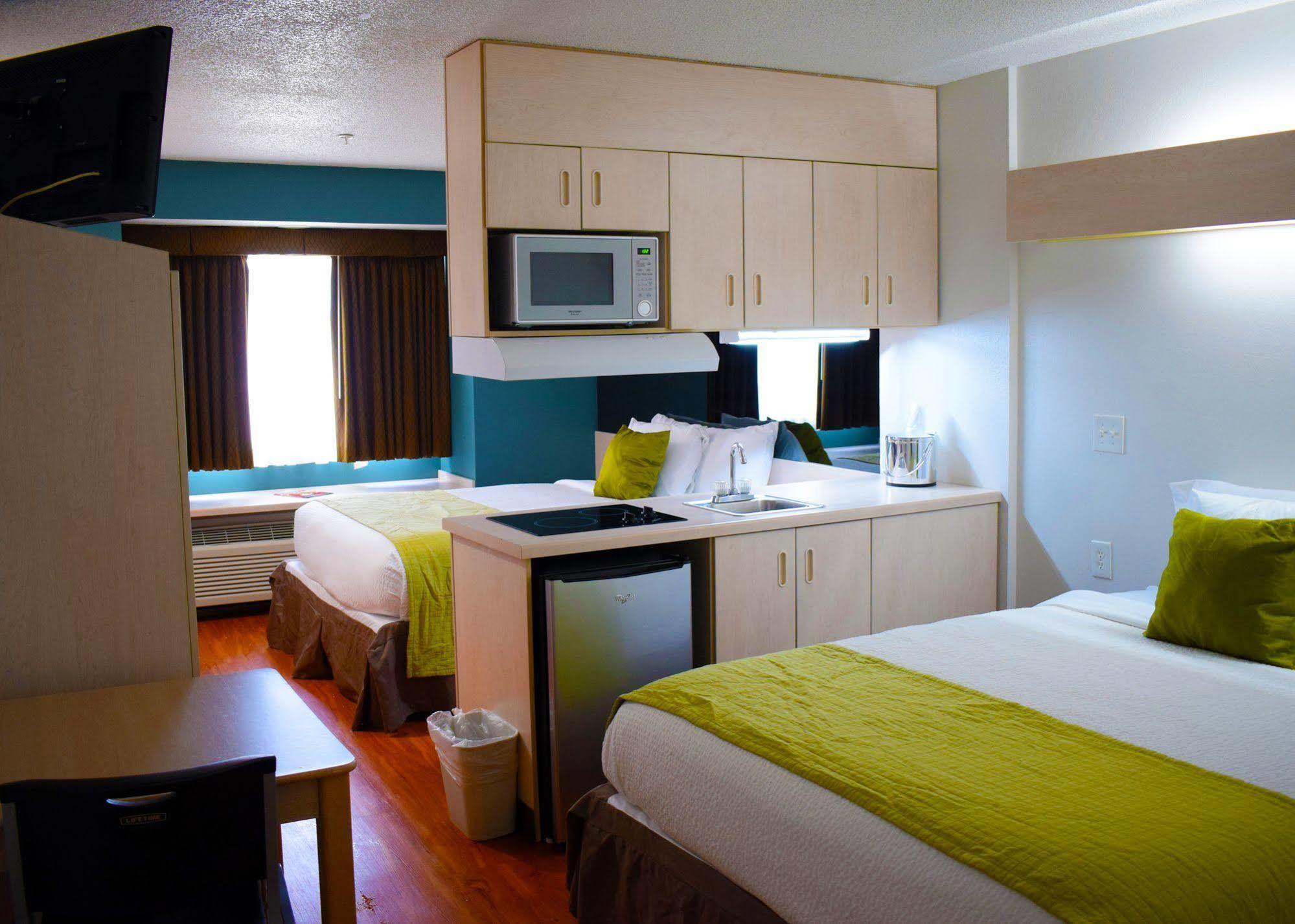 Quality Inn & Suites Myrtle Beach Near Outlets Bagian luar foto