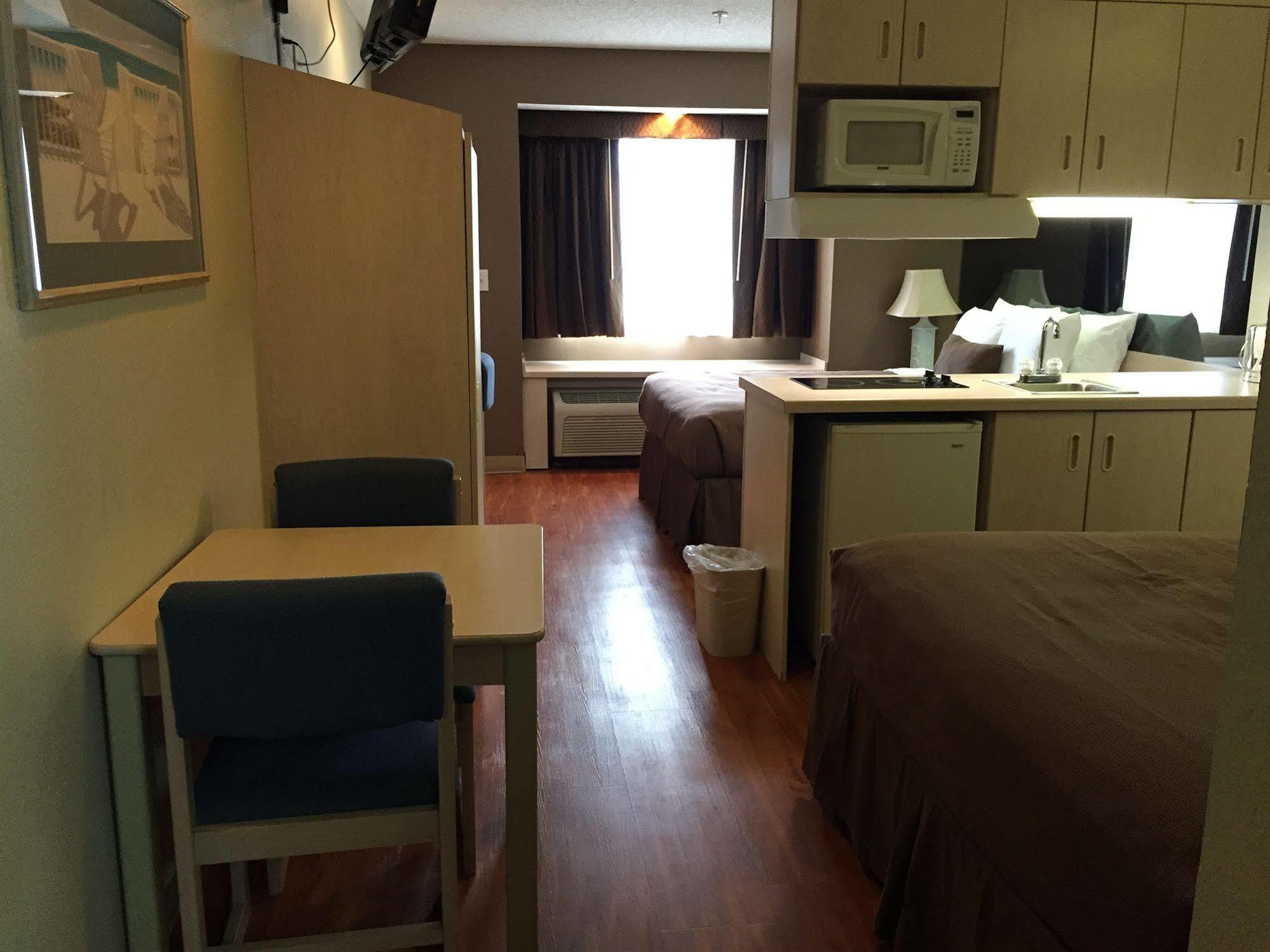 Quality Inn & Suites Myrtle Beach Near Outlets Bagian luar foto
