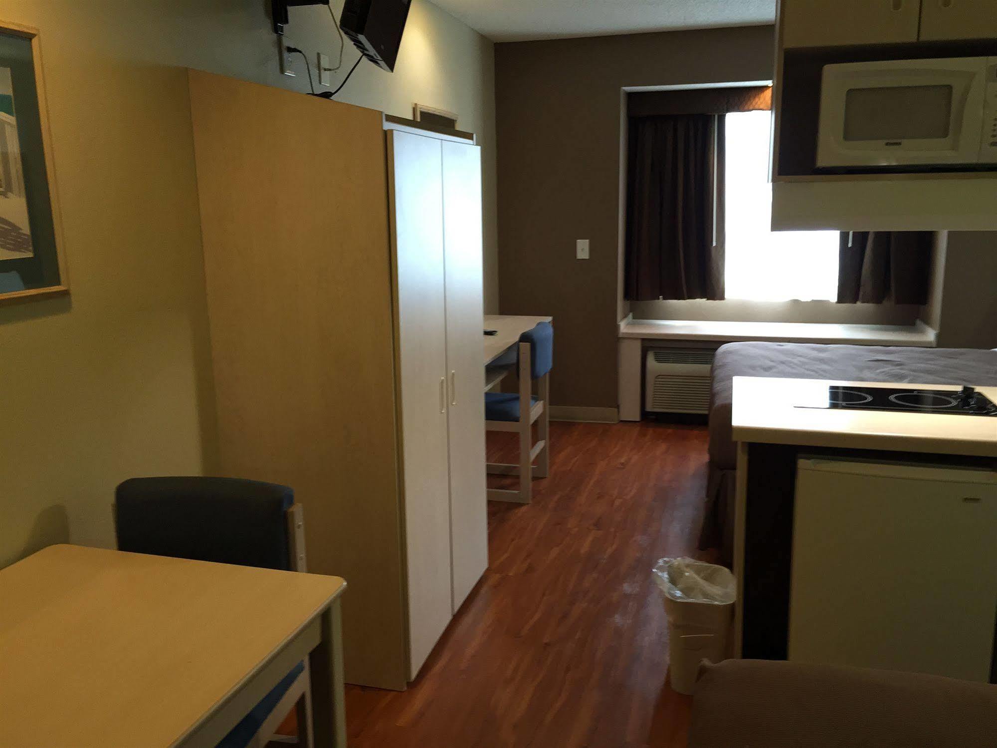 Quality Inn & Suites Myrtle Beach Near Outlets Bagian luar foto