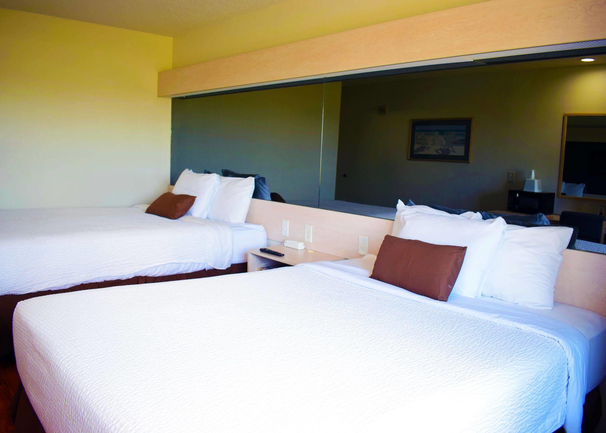 Quality Inn & Suites - Myrtle Beach Bagian luar foto