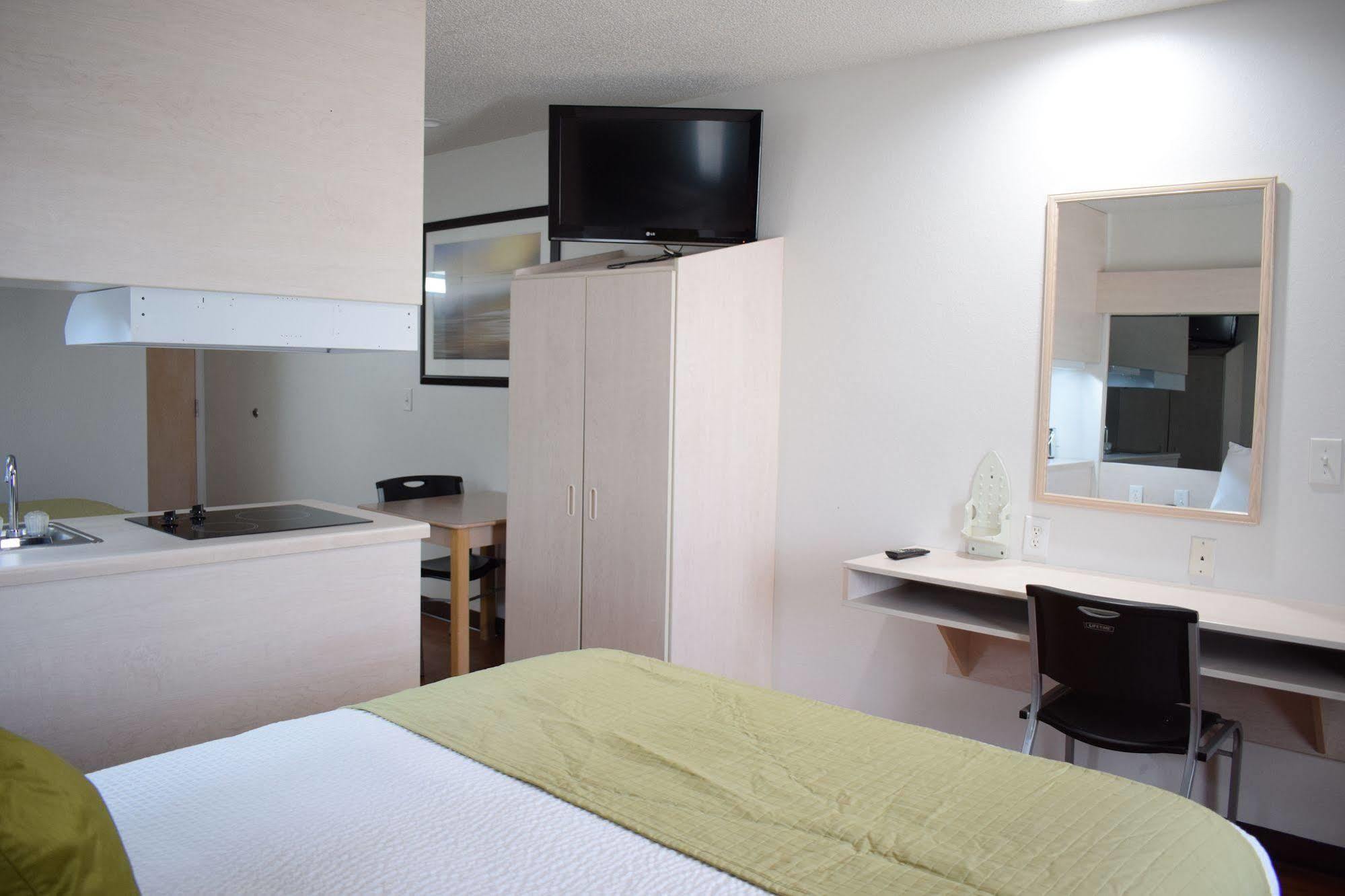 Quality Inn & Suites Myrtle Beach Near Outlets Bagian luar foto